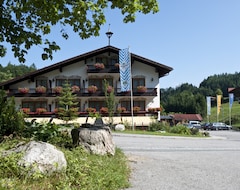 Khách sạn Hotel Schmelz (Inzell, Đức)