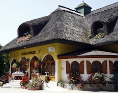 Khách sạn Nyerges Thermal (Monor, Hungary)