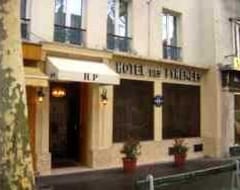 Hotel Pyrenees (Paris, France)
