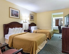 Otel Quality Inn  Suites (Franklin, ABD)