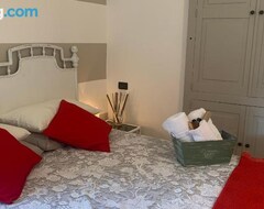 Bed & Breakfast La Casa Di Giobatta Apartment (Tovo San Giacomo, Italia)