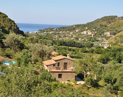 Tüm Ev/Apart Daire Cilento, Castellabate - House with pool + sea views in a beautiful panoramic position (Montecorice, İtalya)