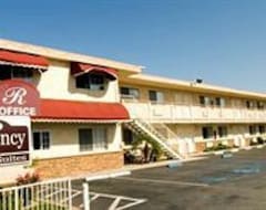 Otel Regency Inn & Suites Downey (Downey, ABD)