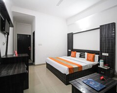 OYO 5093 Hotel Broadway (Katra, India)