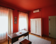 Guesthouse Vörös (Târgu Secuiesc, Romania)
