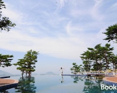 Resort/Odmaralište Club Es Tongyeong Resort (Tongyeong, Južna Koreja)