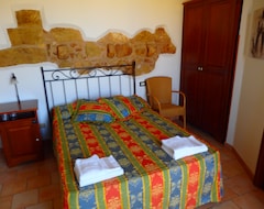 Khách sạn Baglio Cofano Rooms and Relax (Custonaci, Ý)