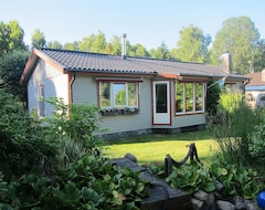 Toàn bộ căn nhà/căn hộ Spacious Holiday Home Near The Water In Småland (Rockneby, Thụy Điển)