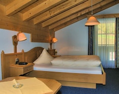 Khách sạn Hotel Camona (Samnaun Dorf, Thụy Sỹ)