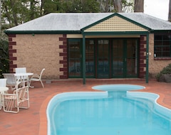 Khách sạn Mountain Manor Resort (North Tamborine, Úc)