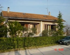 Toàn bộ căn nhà/căn hộ Casa Vacanze In San Clemente A Ca 10 Km Da Riccione, Cattolica E Rimini (San Clemente, Ý)