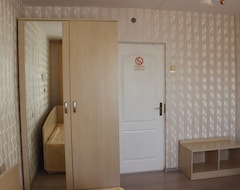 Hotel Yunost (Brest, Bielorrusia)
