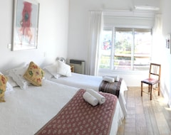 Bed & Breakfast River House (Buenos Aires City, Argentina)