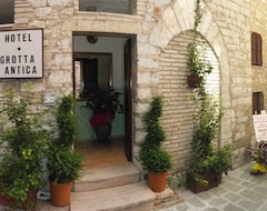 Otel Il Vicoletto (Assisi, İtalya)