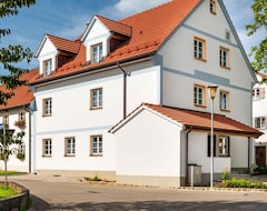 Nhà trọ Gästehaus Neubauer (Althegnenberg, Đức)