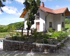 Căn hộ có phục vụ Apartments Leni (Postojna, Slovenia)
