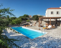 Toàn bộ căn nhà/căn hộ Villa Cerigo (Aroniadika, Hy Lạp)