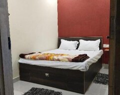 Hotel Oyo 87137 Diamond Guest House (Rudrapur, India)
