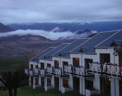 فندق مونت أوكس سورسيز (uKhahlamba Drakensberg National Park, جنوب أفريقيا)