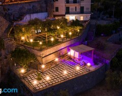 Koko talo/asunto Apartments Paradise Garden Holiday House (Agerola, Italia)