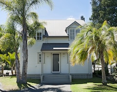 Entire House / Apartment Chapel Cottage (Russell, New Zealand)
