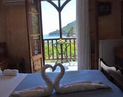 Hotel Limnonari Rooms (Stafilos, Greece)