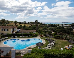 Hotel Residence Le Bouganville (Villasimius, Italy)