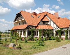 Khách sạn Arkadia (Oborniki Śląskie, Ba Lan)