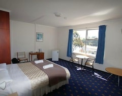 Khách sạn The Wharf Hotel (Wynyard, Úc)