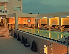 Khách sạn Kallirroe Hotel (Patra, Hy Lạp)