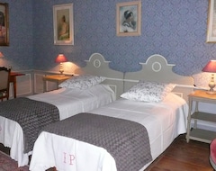 Bed & Breakfast Chateau de Crocq - Chambres d'Hotes de Charme (Crocq, France)