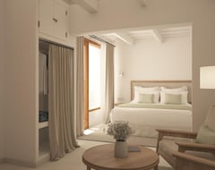 S'Hotelet d'es Born - Suites & SPA (Ciutadella, Spain)