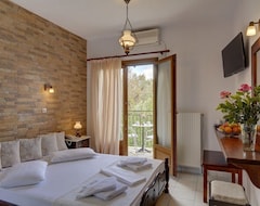 Hotel Agnadi - Horefto (Horefto, Greece)