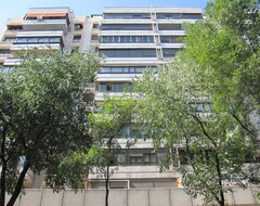 Khách sạn Cameron (Madrid, Tây Ban Nha)