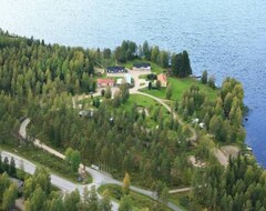 Camping Ristijarven Pirtti Cottage Village (Ristijärvi, Finlandia)