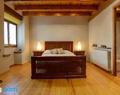 Cijela kuća/apartman Suite En Casa Rural (La Vall d'en Bas, Španjolska)