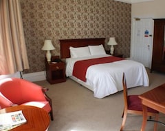 Khách sạn Hotel The Manor (Mundesley, Vương quốc Anh)