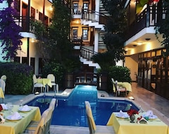 Hotel Karyatit Kaleiçi (Antalya, Turkey)