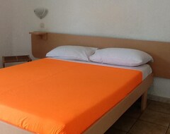 Hotel La Madrague (Abidjan, Ivory Coast)