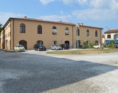 Otel Remaggi Navacchio (Cascina, İtalya)