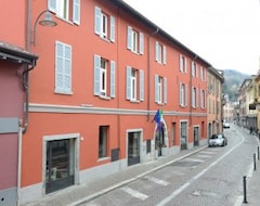 Khách sạn Hotel Borgo Antico (Como, Ý)