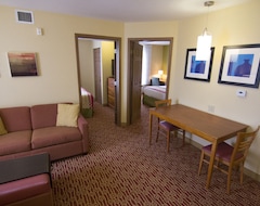 Hotel Hawthorn Suites Sterling Dulles (Sterling, Sjedinjene Američke Države)