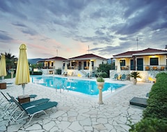Lejlighedshotel Beachfront Astros Villas - Dukes Seaside Summer Haven (Paralio Astros, Grækenland)