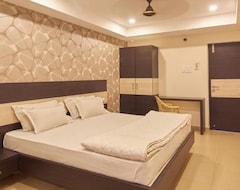 OYO 9659 Hotel RR Grand (Coimbatore, India)