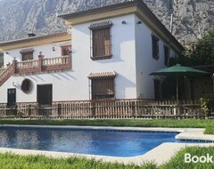 Koko talo/asunto Villa Hierbabuena (Valle de Abdalajís, Espanja)