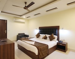 Hotelli OYO 484 RTS Hotel (Delhi, Intia)