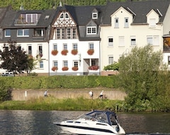 Serviced apartment Mosel Panorama (Zell, Germany)