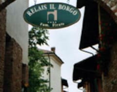 Hotel Relais Il Borgo (Penango, Italy)