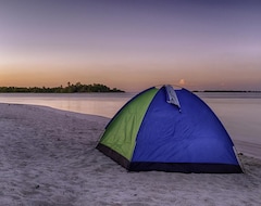 Hotel Island Guest (Maamendhoo, Maldivi)