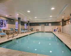 Holiday Inn Express & Suites - Lincoln East - White Mountains, An Ihg Hotel (Lincoln, EE. UU.)